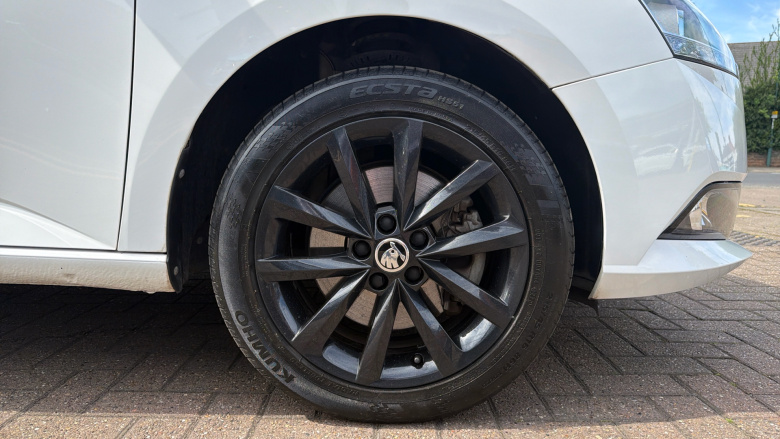 Skoda Fabia 1.0 TSI Colour Edition 5dr DSG Petrol Hatchback